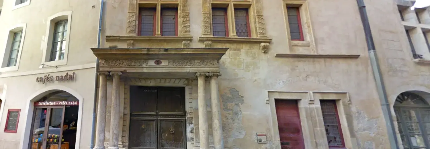 La Maison Saint Castor, Nîmes